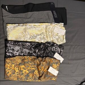 Nike Women's Leggings - Black, Gray, Yellow, Gold